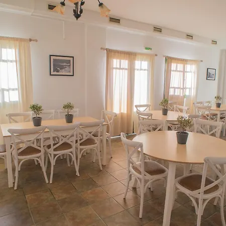 Ostria & Aparthotel 4*