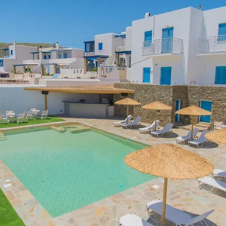 Ostria & Aparthotel 4*