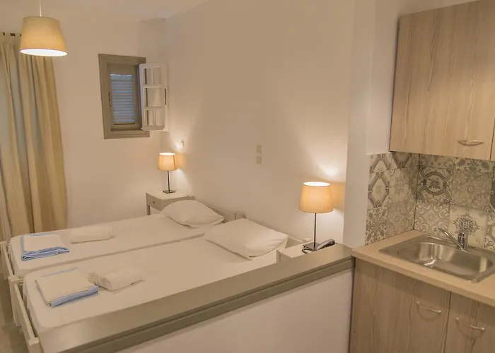 Ξενοδοχείο με διαμερίσματα Ostria &