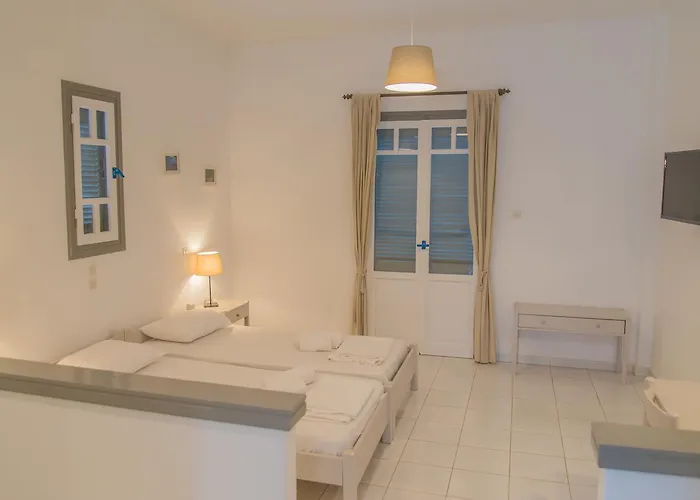 Lägenhetshotell Ostria & Gavrio