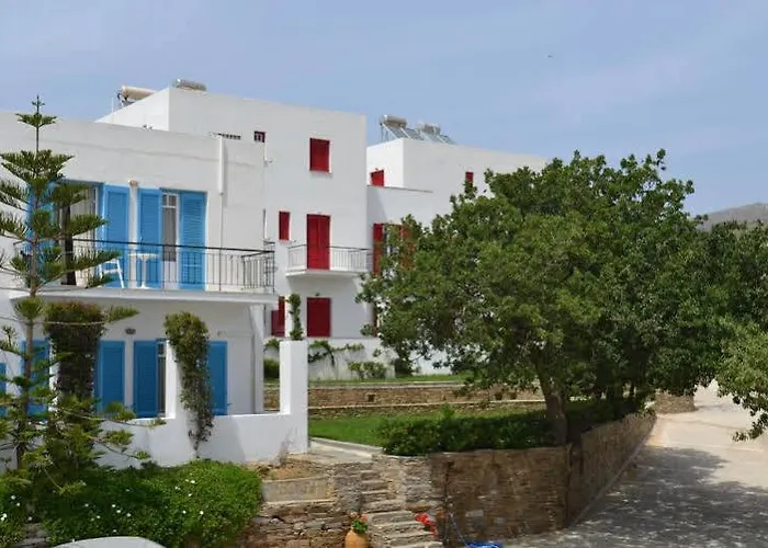 Aparthotel Ostria & 4*